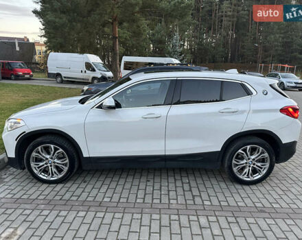 Белый БМВ X2, объемом двигателя 2 л и пробегом 128 тыс. км за 21700 $, фото 11 на Automoto.ua