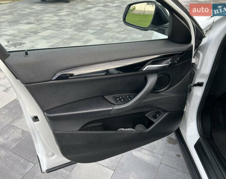 Белый БМВ X2, объемом двигателя 2 л и пробегом 119 тыс. км за 22500 $, фото 8 на Automoto.ua