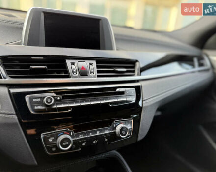 Білий БМВ X2, об'ємом двигуна 2 л та пробігом 102 тис. км за 19700 $, фото 27 на Automoto.ua