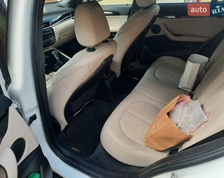 Білий БМВ X2, об'ємом двигуна 2 л та пробігом 93 тис. км за 21200 $, фото 10 на Automoto.ua