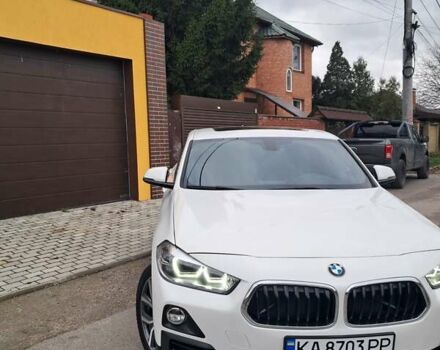 Белый БМВ X2, объемом двигателя 2 л и пробегом 96 тыс. км за 26500 $, фото 2 на Automoto.ua