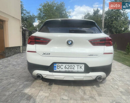 Белый БМВ X2, объемом двигателя 2 л и пробегом 156 тыс. км за 22500 $, фото 8 на Automoto.ua