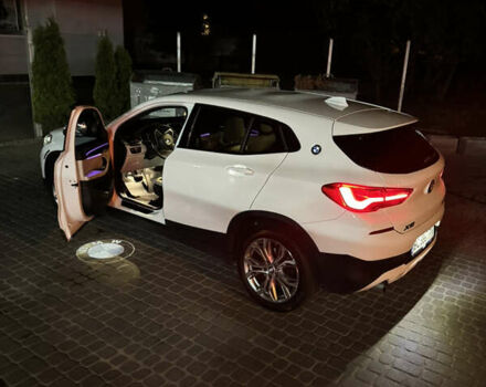 Белый БМВ X2, объемом двигателя 2 л и пробегом 77 тыс. км за 23200 $, фото 4 на Automoto.ua