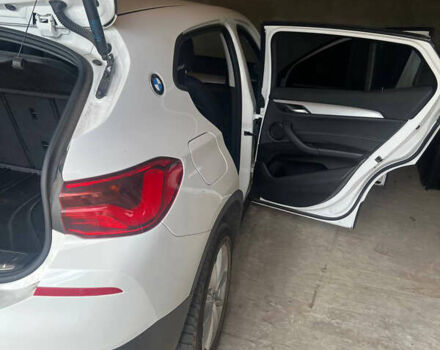 Білий БМВ X2, об'ємом двигуна 2 л та пробігом 53 тис. км за 24500 $, фото 8 на Automoto.ua