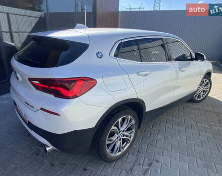 Белый БМВ X2, объемом двигателя 2 л и пробегом 122 тыс. км за 19500 $, фото 7 на Automoto.ua