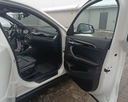 Белый БМВ X2, объемом двигателя 2 л и пробегом 105 тыс. км за 20950 $, фото 6 на Automoto.ua