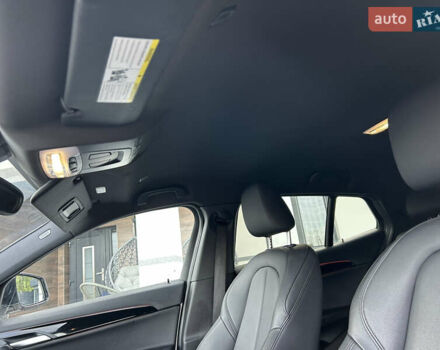 Белый БМВ X2, объемом двигателя 2 л и пробегом 119 тыс. км за 22500 $, фото 12 на Automoto.ua