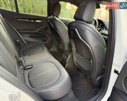 Білий БМВ X2, об'ємом двигуна 2 л та пробігом 102 тис. км за 19700 $, фото 16 на Automoto.ua