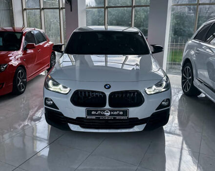 Білий БМВ X2, об'ємом двигуна 2 л та пробігом 64 тис. км за 23000 $, фото 1 на Automoto.ua