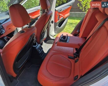 Белый БМВ X2, объемом двигателя 2 л и пробегом 186 тыс. км за 21900 $, фото 24 на Automoto.ua