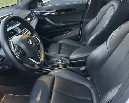 Белый БМВ X2, объемом двигателя 2 л и пробегом 128 тыс. км за 21700 $, фото 18 на Automoto.ua