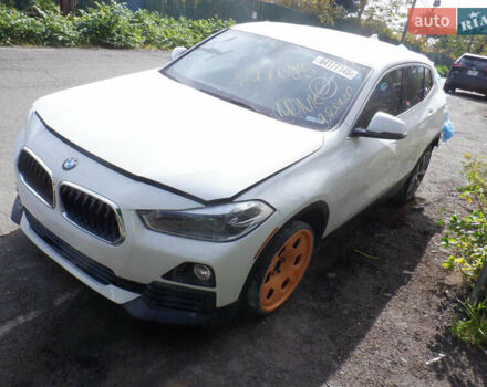 Білий БМВ X2, об'ємом двигуна 2 л та пробігом 165 тис. км за 14000 $, фото 7 на Automoto.ua