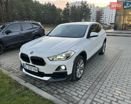 Белый БМВ X2, объемом двигателя 2 л и пробегом 128 тыс. км за 21700 $, фото 2 на Automoto.ua