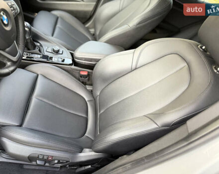 Білий БМВ X2, об'ємом двигуна 2 л та пробігом 102 тис. км за 19700 $, фото 23 на Automoto.ua