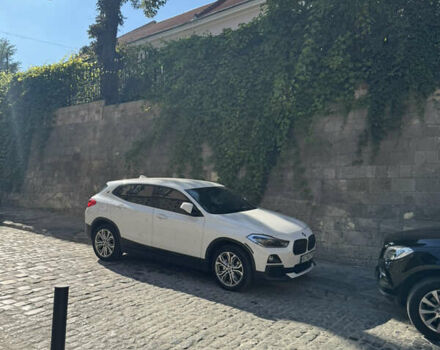 Белый БМВ X2, объемом двигателя 2 л и пробегом 77 тыс. км за 23200 $, фото 3 на Automoto.ua