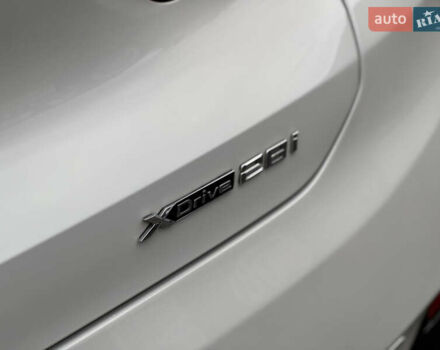 Белый БМВ X2, объемом двигателя 2 л и пробегом 122 тыс. км за 19980 $, фото 18 на Automoto.ua