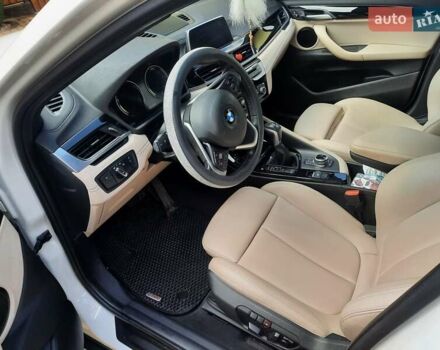 Білий БМВ X2, об'ємом двигуна 2 л та пробігом 93 тис. км за 21200 $, фото 11 на Automoto.ua