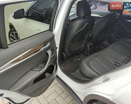 Белый БМВ X2, объемом двигателя 2 л и пробегом 50 тыс. км за 23400 $, фото 11 на Automoto.ua