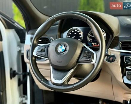 Белый БМВ X2, объемом двигателя 2 л и пробегом 159 тыс. км за 20900 $, фото 11 на Automoto.ua