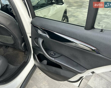 Белый БМВ X2, объемом двигателя 2 л и пробегом 119 тыс. км за 22500 $, фото 16 на Automoto.ua