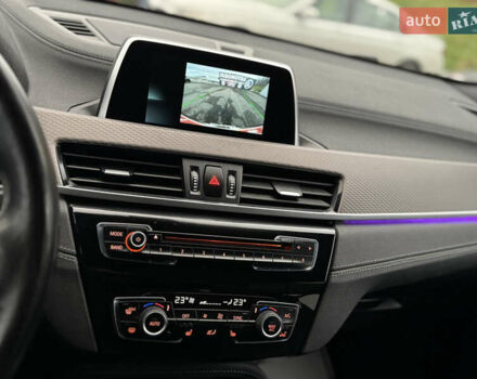 Белый БМВ X2, объемом двигателя 2 л и пробегом 122 тыс. км за 19980 $, фото 34 на Automoto.ua