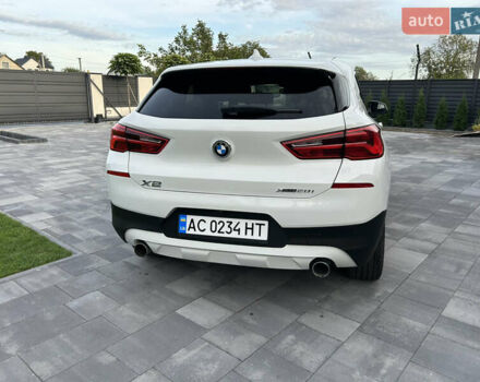 Белый БМВ X2, объемом двигателя 2 л и пробегом 119 тыс. км за 22500 $, фото 4 на Automoto.ua