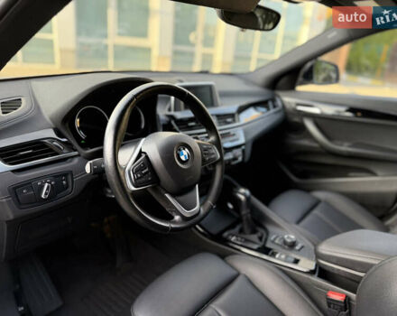 Білий БМВ X2, об'ємом двигуна 2 л та пробігом 102 тис. км за 19700 $, фото 21 на Automoto.ua