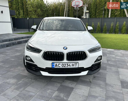 Белый БМВ X2, объемом двигателя 2 л и пробегом 119 тыс. км за 22500 $, фото 1 на Automoto.ua