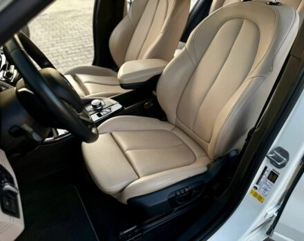 Белый БМВ X2, объемом двигателя 2 л и пробегом 159 тыс. км за 20900 $, фото 6 на Automoto.ua