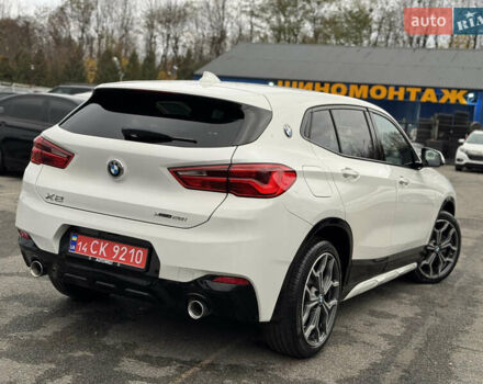 Белый БМВ X2, объемом двигателя 2 л и пробегом 122 тыс. км за 19980 $, фото 11 на Automoto.ua