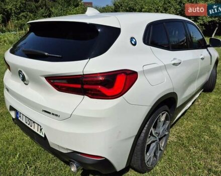 Белый БМВ X2, объемом двигателя 2 л и пробегом 186 тыс. км за 21900 $, фото 4 на Automoto.ua