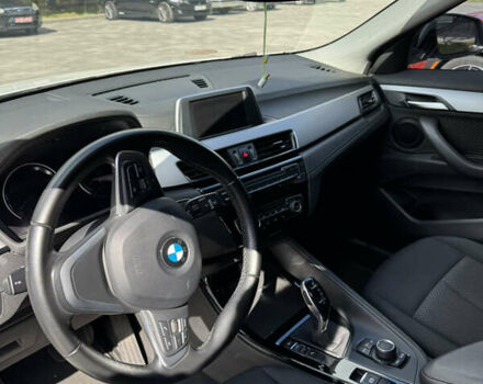 Белый БМВ X2, объемом двигателя 2 л и пробегом 97 тыс. км за 24000 $, фото 6 на Automoto.ua