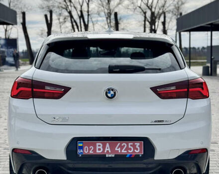 Белый БМВ X2, объемом двигателя 2 л и пробегом 108 тыс. км за 26999 $, фото 9 на Automoto.ua