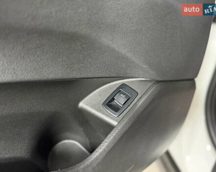 Белый БМВ X2, объемом двигателя 2 л и пробегом 56 тыс. км за 22900 $, фото 24 на Automoto.ua