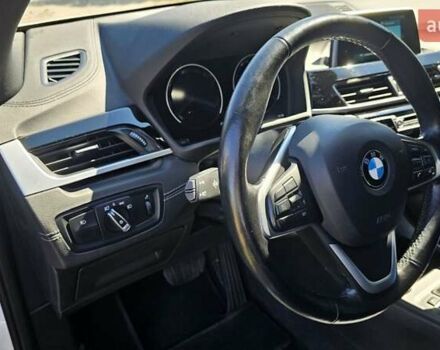 Белый БМВ X2, объемом двигателя 2 л и пробегом 84 тыс. км за 22800 $, фото 33 на Automoto.ua