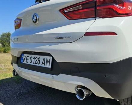 Белый БМВ X2, объемом двигателя 2 л и пробегом 84 тыс. км за 22800 $, фото 16 на Automoto.ua