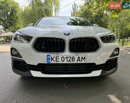 Белый БМВ X2, объемом двигателя 2 л и пробегом 80 тыс. км за 24900 $, фото 19 на Automoto.ua
