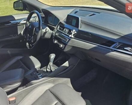 Белый БМВ X2, объемом двигателя 2 л и пробегом 84 тыс. км за 22800 $, фото 28 на Automoto.ua