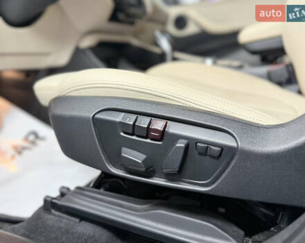 Белый БМВ X2, объемом двигателя 2 л и пробегом 56 тыс. км за 22900 $, фото 21 на Automoto.ua