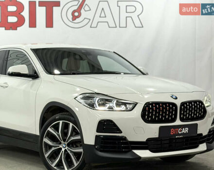 Белый БМВ X2, объемом двигателя 2 л и пробегом 56 тыс. км за 22900 $, фото 13 на Automoto.ua
