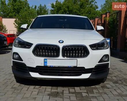 Белый БМВ X2, объемом двигателя 2 л и пробегом 74 тыс. км за 21900 $, фото 3 на Automoto.ua