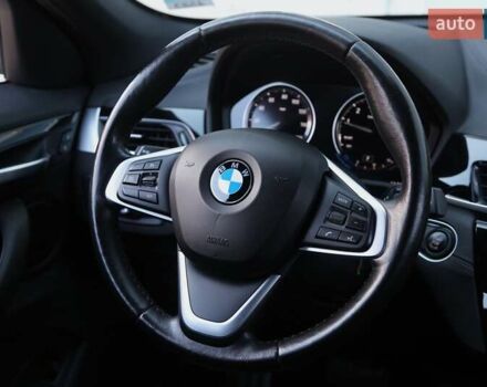 Белый БМВ X2, объемом двигателя 2 л и пробегом 131 тыс. км за 18500 $, фото 14 на Automoto.ua