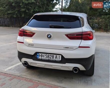 Белый БМВ X2, объемом двигателя 2 л и пробегом 55 тыс. км за 22800 $, фото 6 на Automoto.ua
