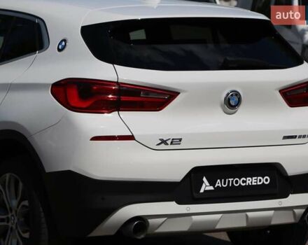 Белый БМВ X2, объемом двигателя 2 л и пробегом 131 тыс. км за 18500 $, фото 6 на Automoto.ua