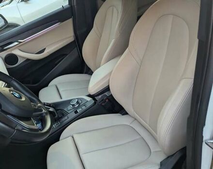 Белый БМВ X2, объемом двигателя 2 л и пробегом 55 тыс. км за 22800 $, фото 15 на Automoto.ua