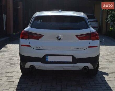 Белый БМВ X2, объемом двигателя 2 л и пробегом 74 тыс. км за 21900 $, фото 15 на Automoto.ua
