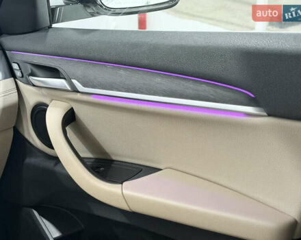 Белый БМВ X2, объемом двигателя 2 л и пробегом 56 тыс. км за 22900 $, фото 44 на Automoto.ua