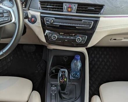 Белый БМВ X2, объемом двигателя 2 л и пробегом 55 тыс. км за 22800 $, фото 13 на Automoto.ua