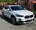 Белый БМВ X2, объемом двигателя 2 л и пробегом 74 тыс. км за 21900 $, фото 1 на Automoto.ua