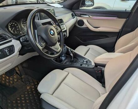 Белый БМВ X2, объемом двигателя 2 л и пробегом 55 тыс. км за 22800 $, фото 9 на Automoto.ua